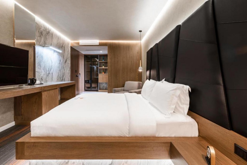 Room at Pinea Hotel Resort & Spa, Golem