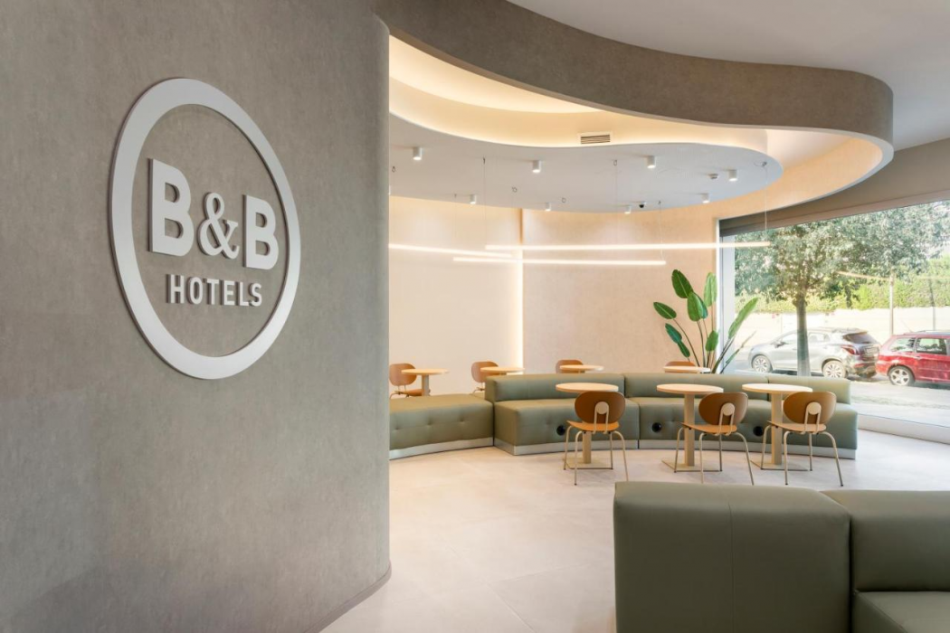 Lobby at B&B HOTEL Lleida, LLEIDA