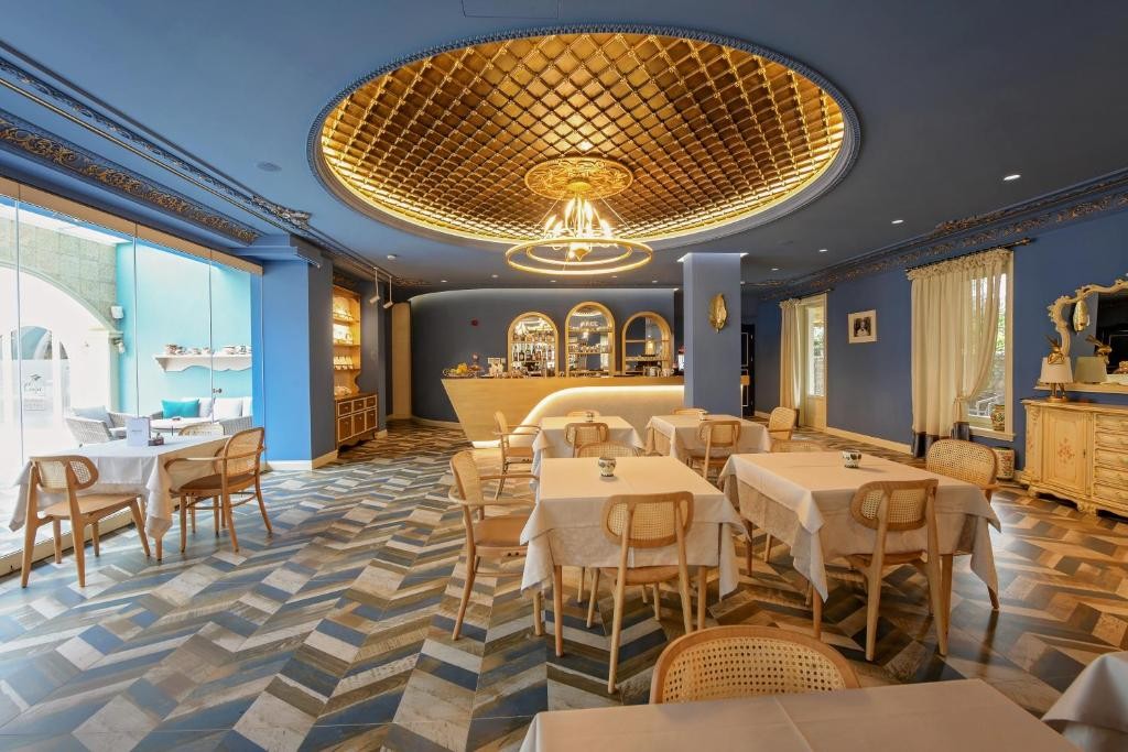 Cocja Boutique Hotel 31/33
