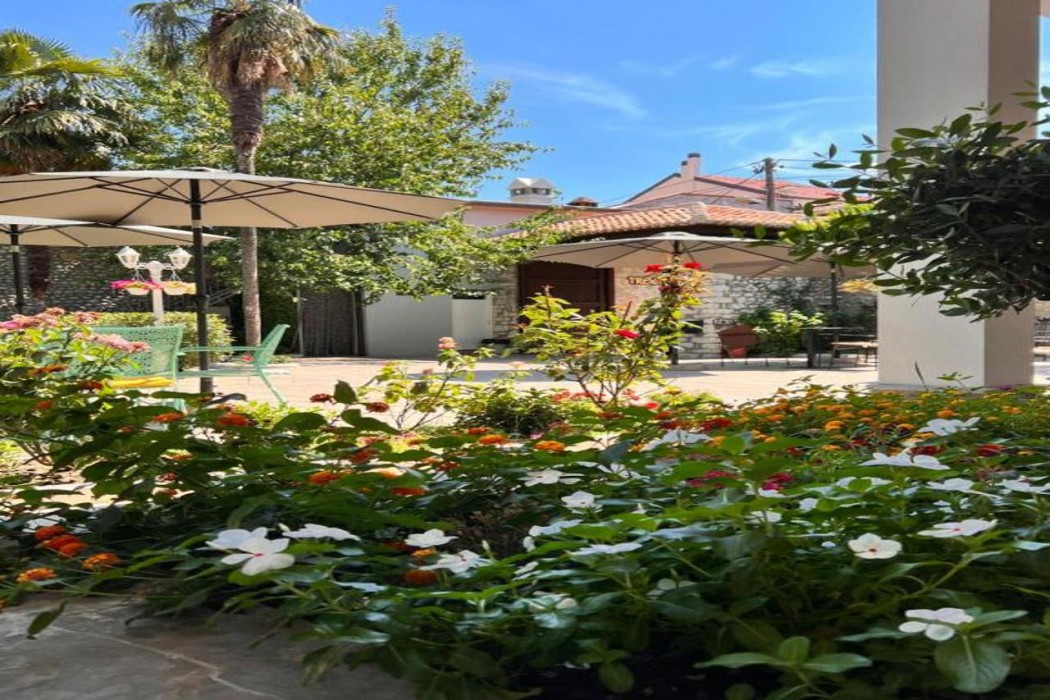 Treva Hotel Shkoder 37/70