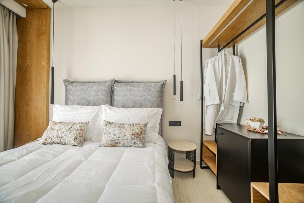 Nikon Boutique Hotel 14/74