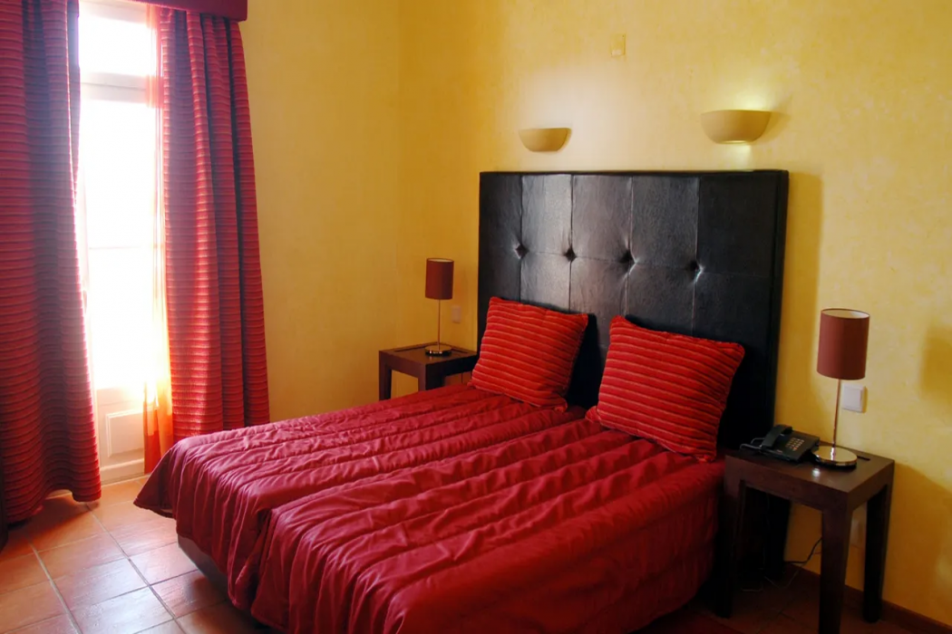 Lam Hotel Convento d Alter 8/62