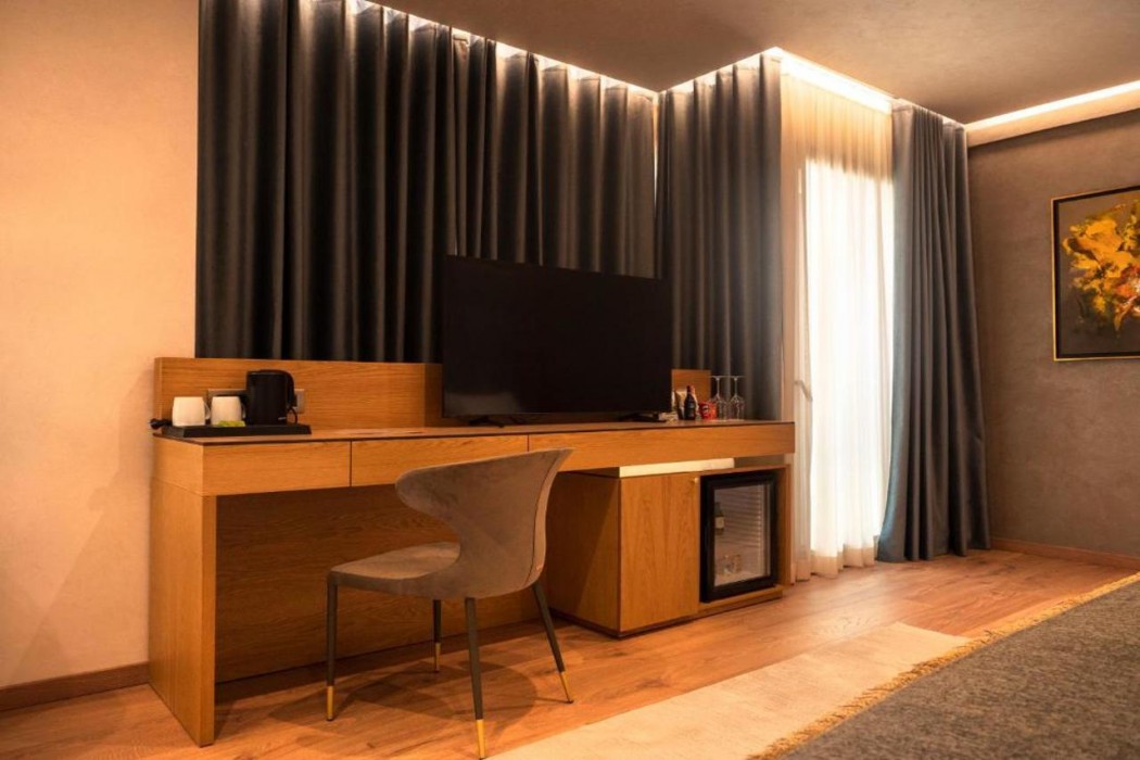 Marinaj Hotel 11/53