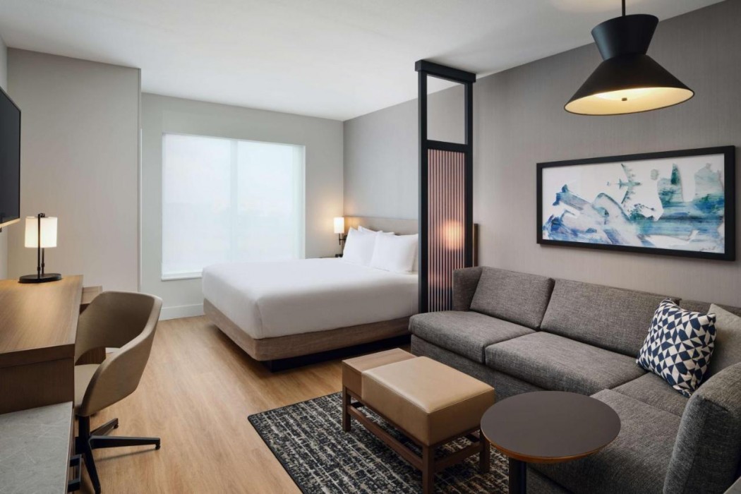 Hyatt Place Melbourne Airport 7/63