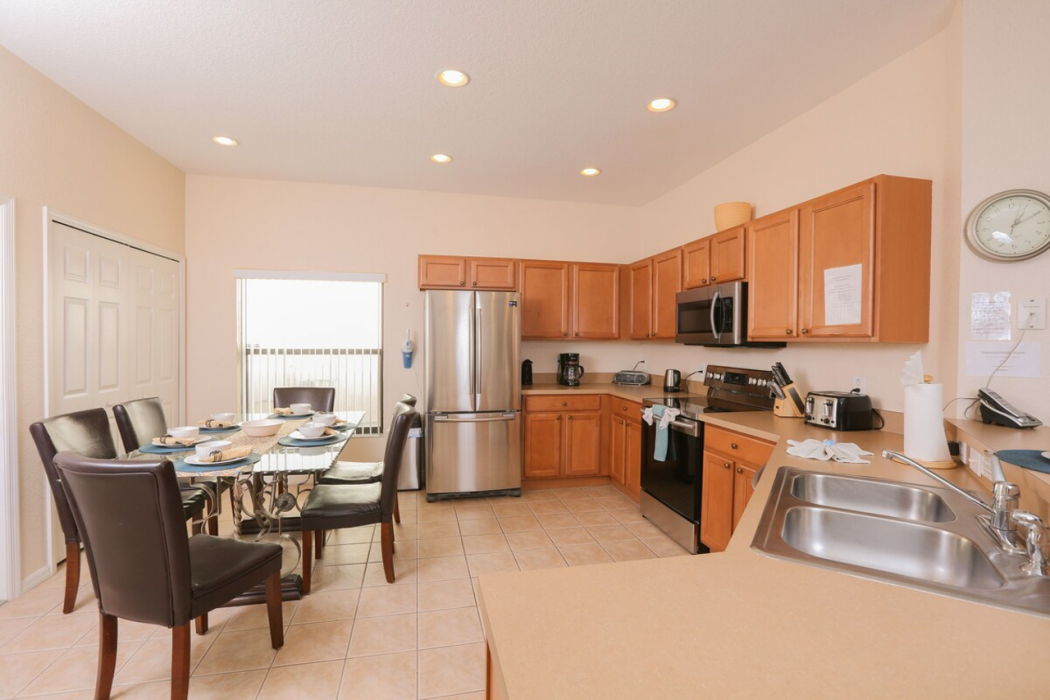 Disney Area Executive Plus Homes 9/13