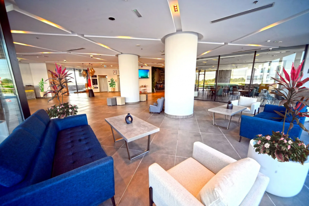 Pyramisa Hotel Apartments 10/67