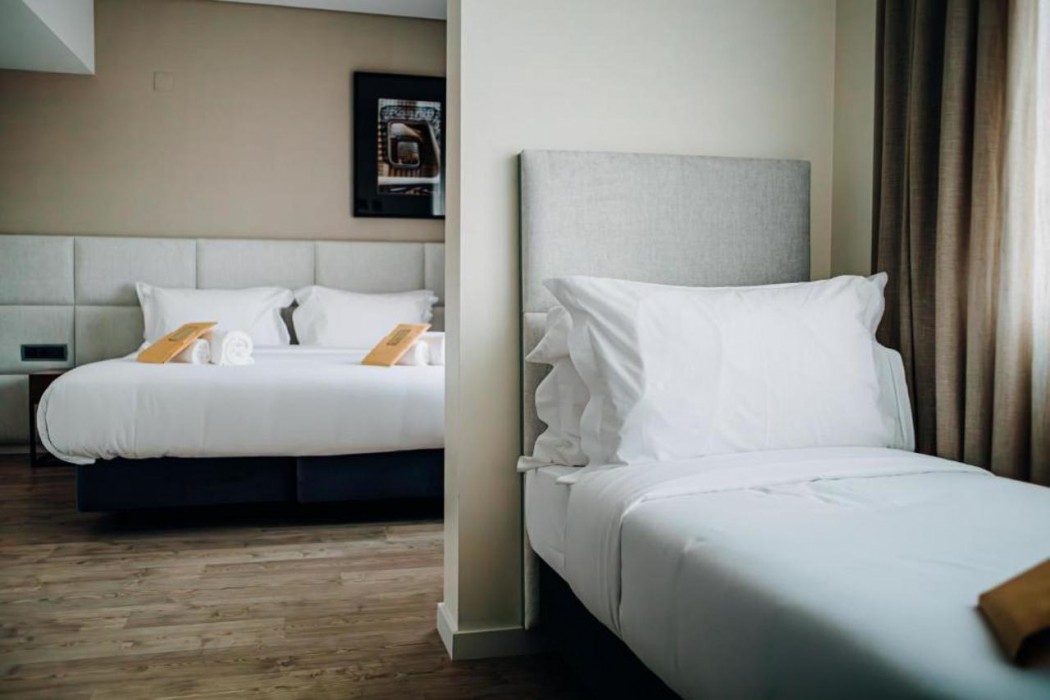 Next Level Premium Hotel 12/60