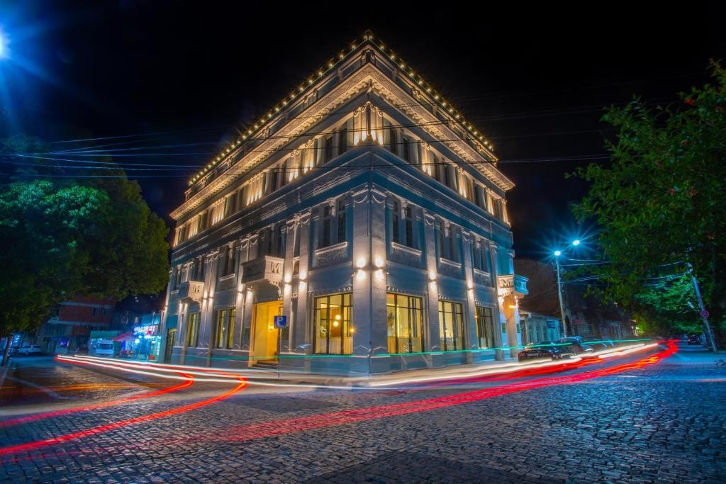 Newport Hotel Kutaisi 3/65