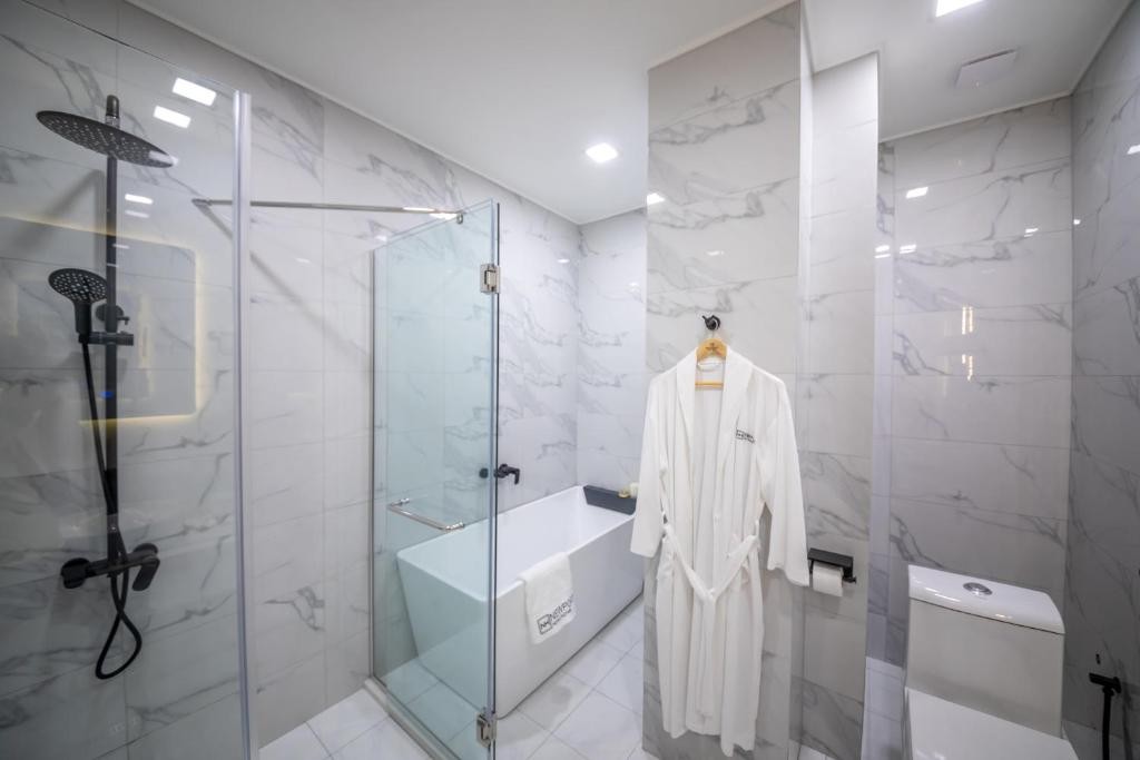 Newport Hotel Kutaisi 13/65