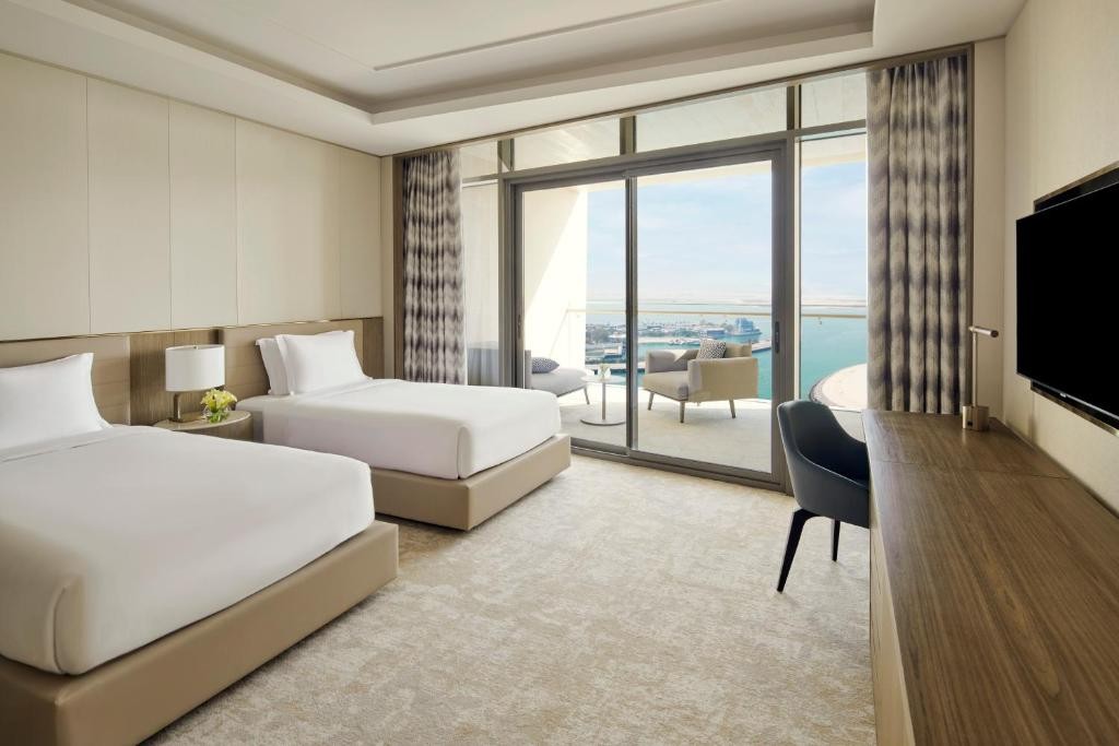 INTERCONTINENTAL ABU DHABI RESIDENCE 13/65
