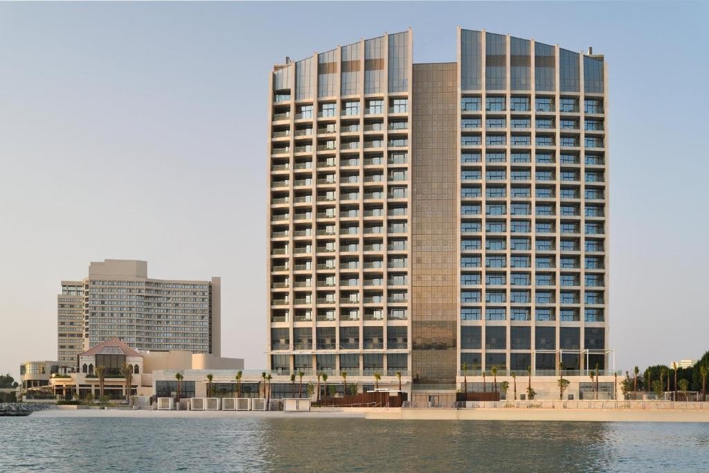 INTERCONTINENTAL ABU DHABI RESIDENCE 1/65