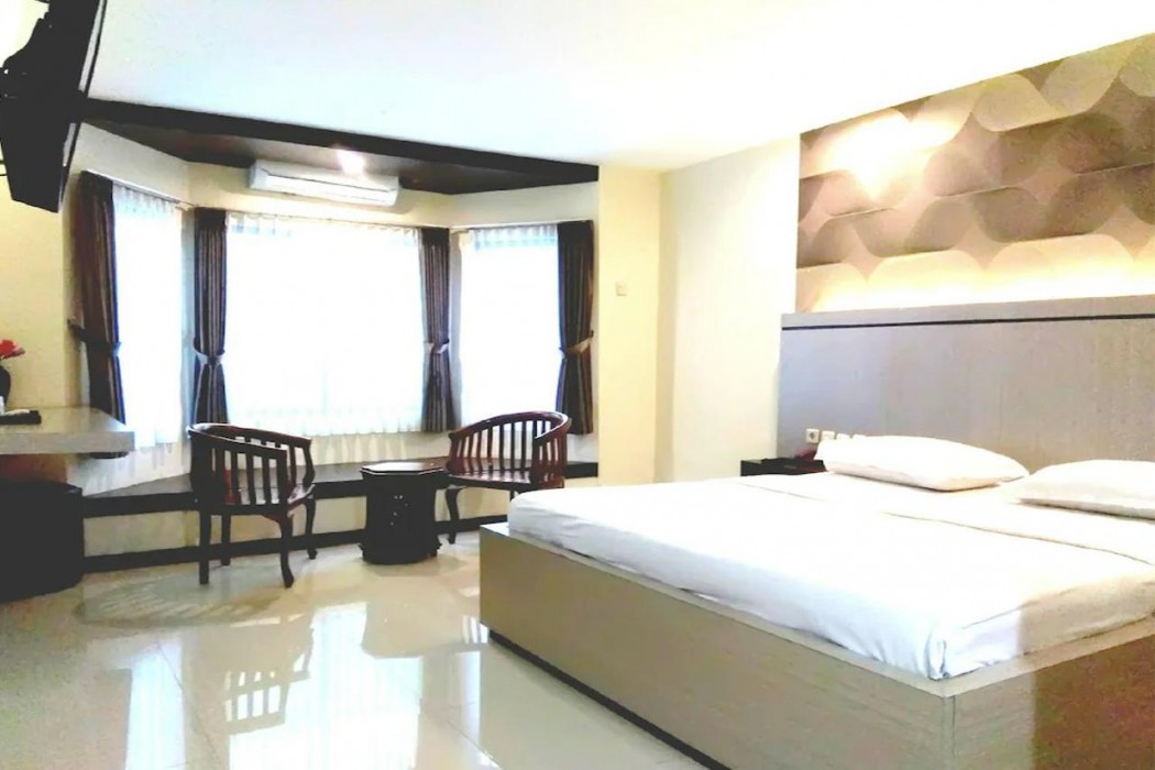 Alexander Hotel Tegal 11/47
