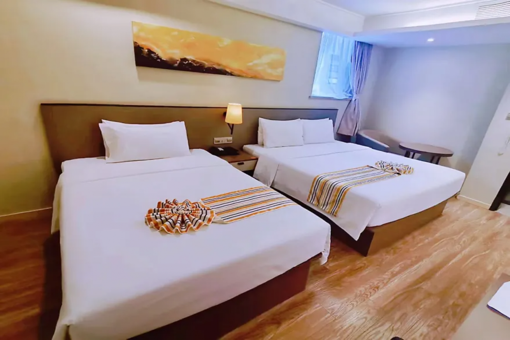 Home Inn Plus (Dali Ancient City South Gate) 12/42