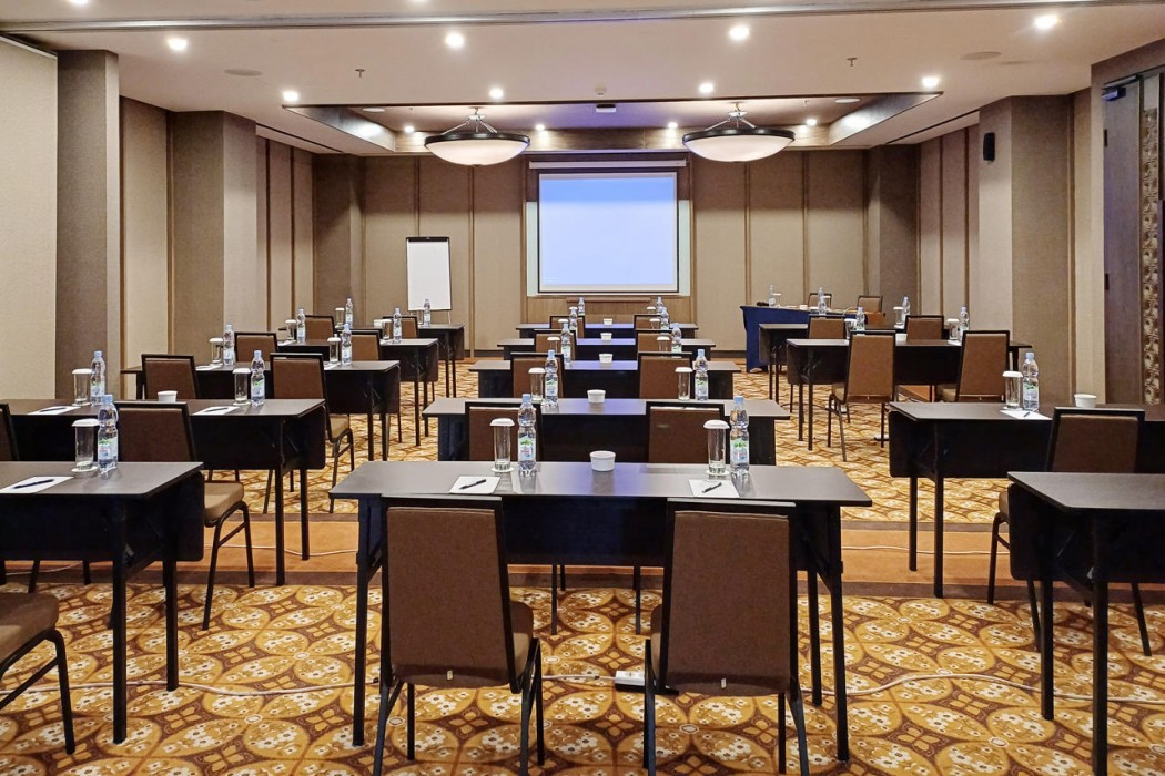 Swiss-Belhotel Airport Yogyakarta 34/68