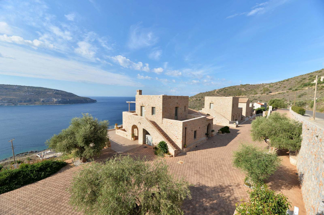 Akrolithi Guesthouse 3/63