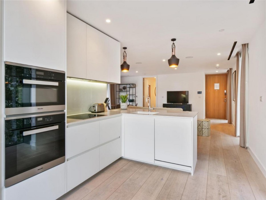 Southwark Residences by Aeria Apartments 32/73