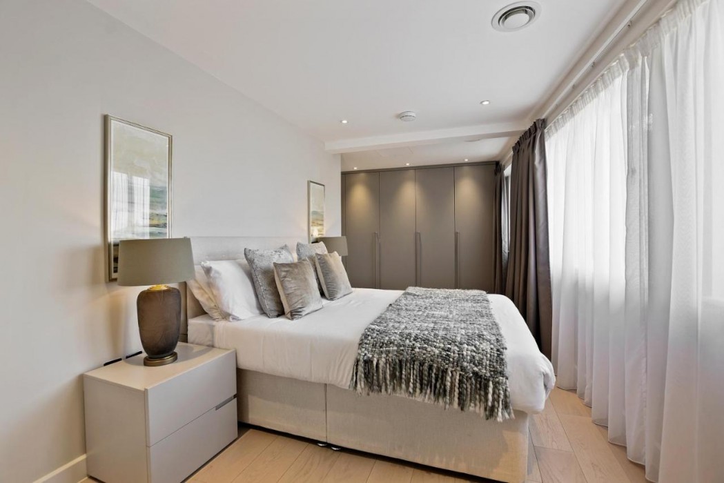 Vauxhall Bridge Road by Aeria Apartments 43/63