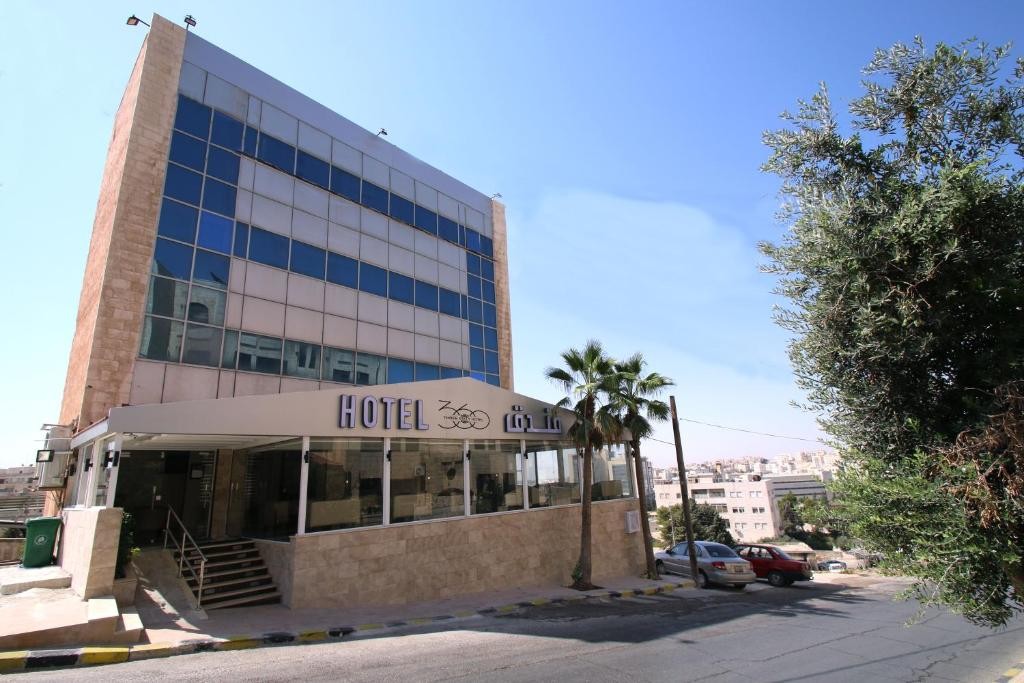 360 Hotel By FHM 1/51