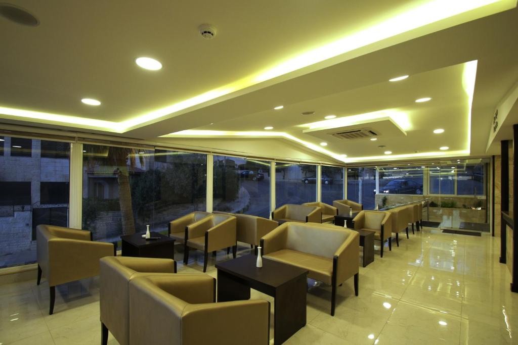 360 Hotel By FHM 34/51