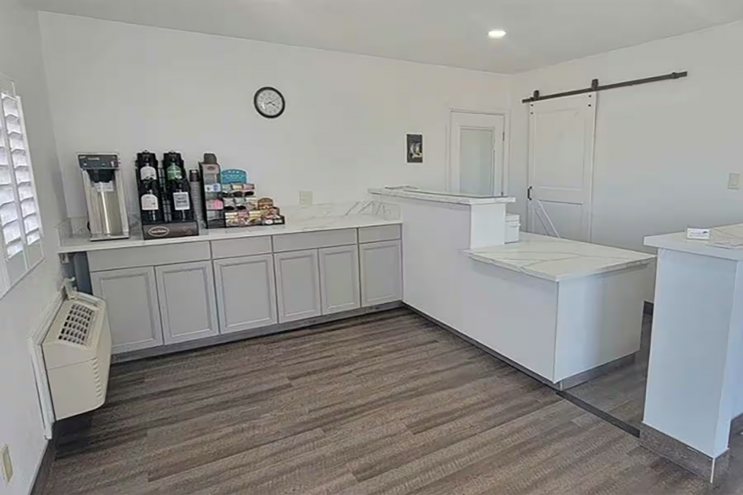Super 8 by Wyndham El Centro North 21/29