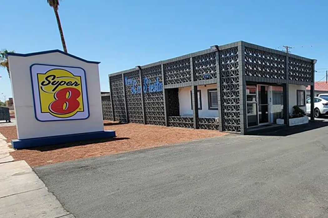 Super 8 by Wyndham El Centro North 1/29