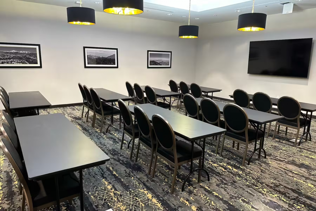 La Quinta Inn & Suites by Wyndham Yucaipa 31/51