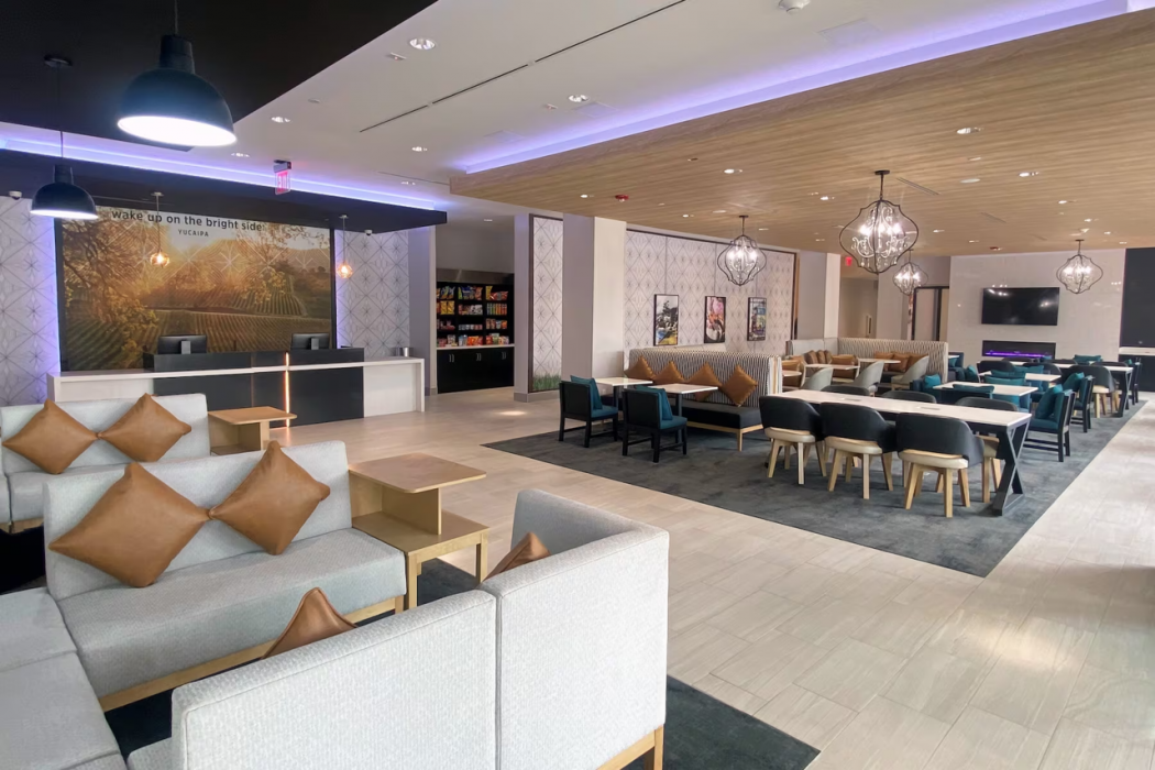 La Quinta Inn & Suites by Wyndham Yucaipa 6/51