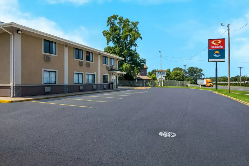 Econo Lodge Portage 1/40