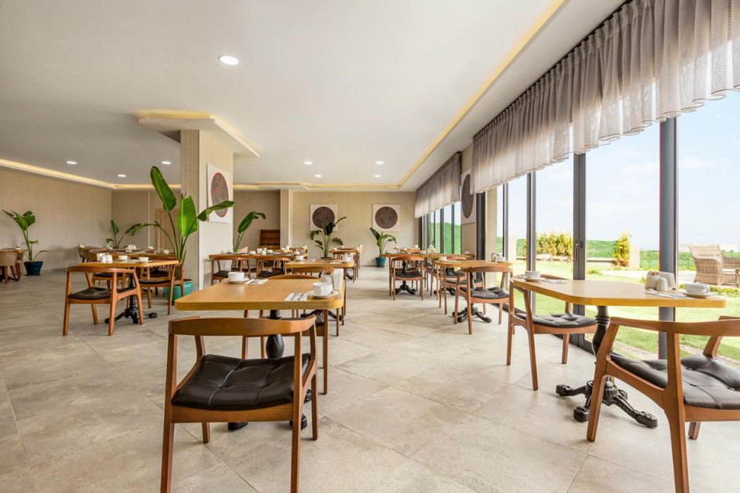 Ramada by Wyndham Cesme 37/67