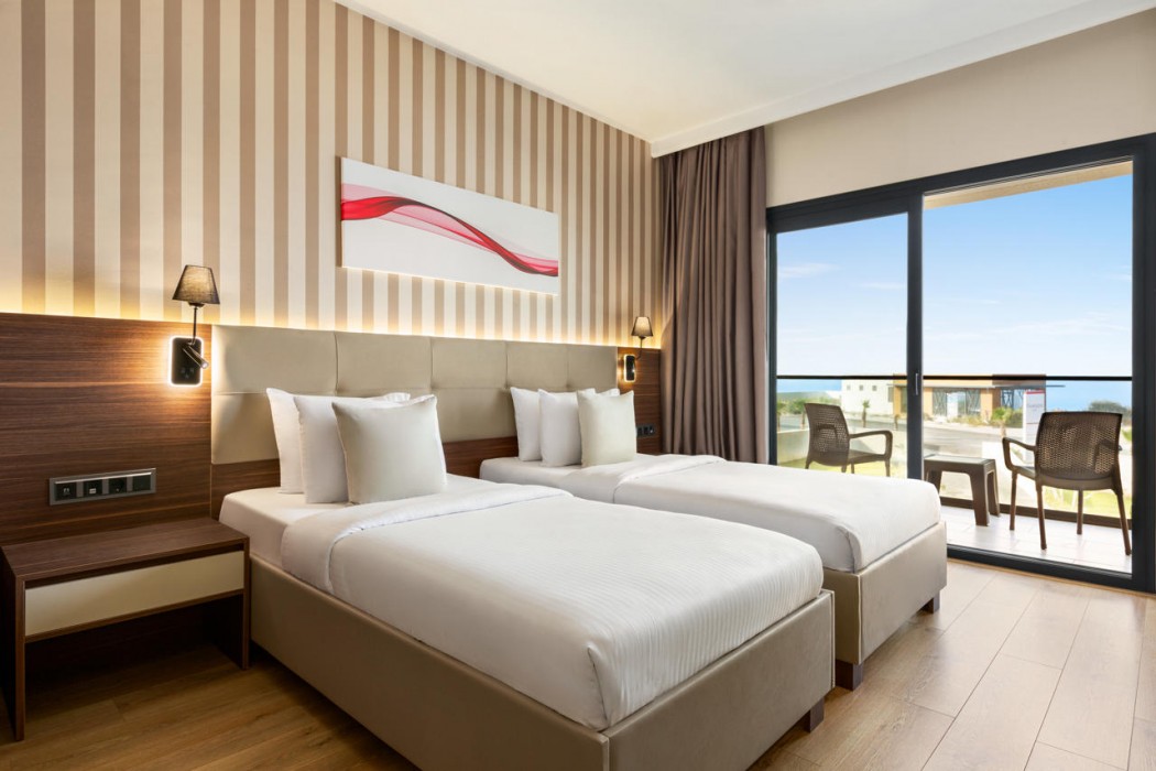 Ramada by Wyndham Cesme 18/67