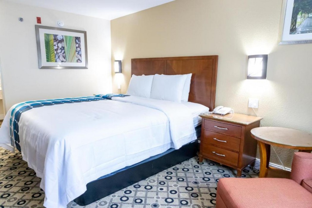 Days Inn by Wyndham College Park Atlanta Airport South 15/59
