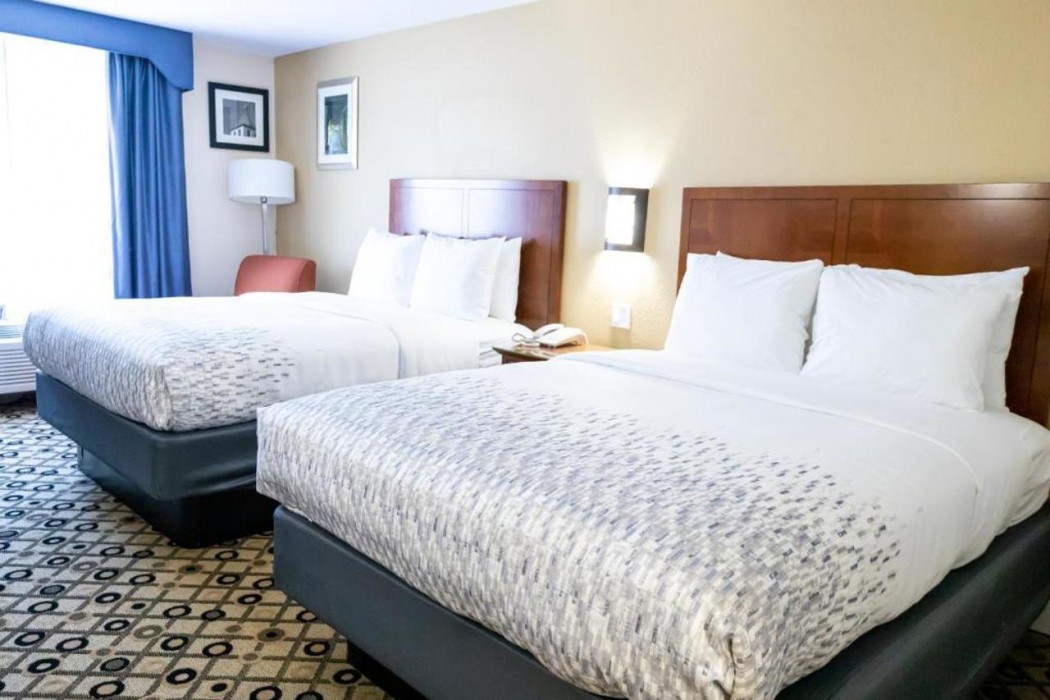 Days Inn by Wyndham College Park Atlanta Airport South 16/59