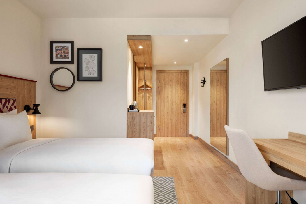 Ramada Encore by Wyndham Zomin 8/41