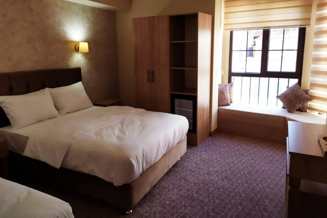 Sultan Hamit Hotel 12/57