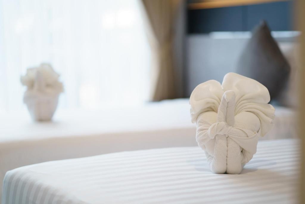 LHC Hotel and Resort 20/75