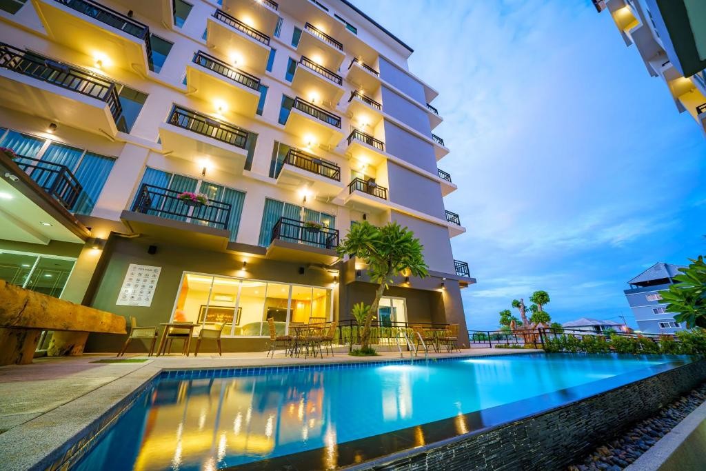 LHC Hotel and Resort in PATTAYA