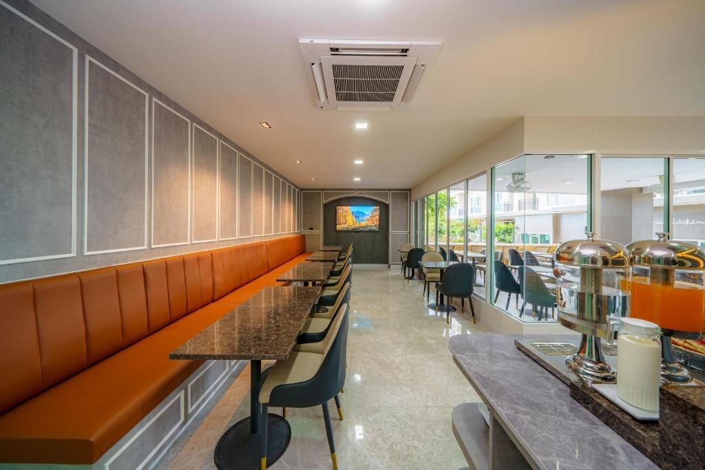 LHC Hotel and Resort 45/75