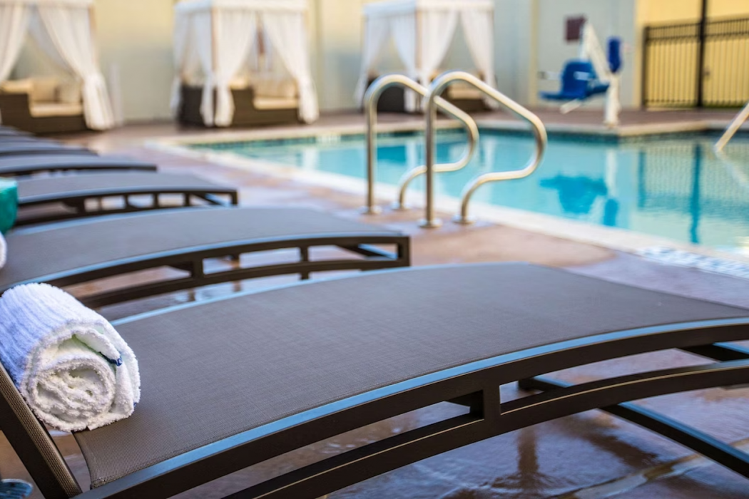 Cambria Hotel Waco University Riverfront 13/35