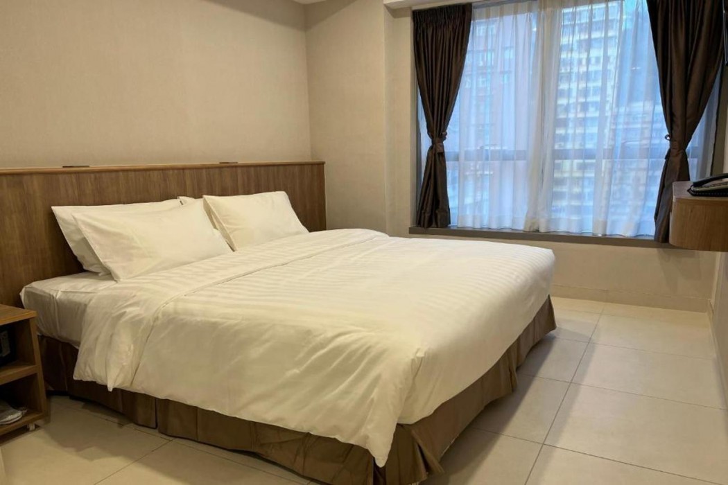 WE Hotel Kowloon 13/44