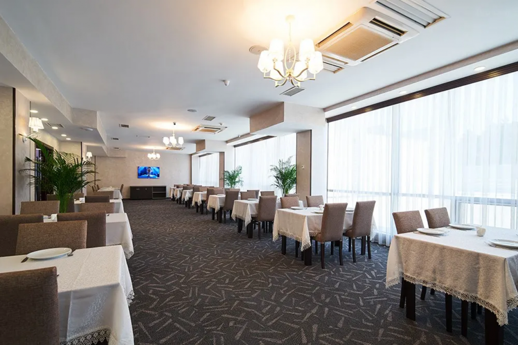 Crossway Hotel Baku 35/60