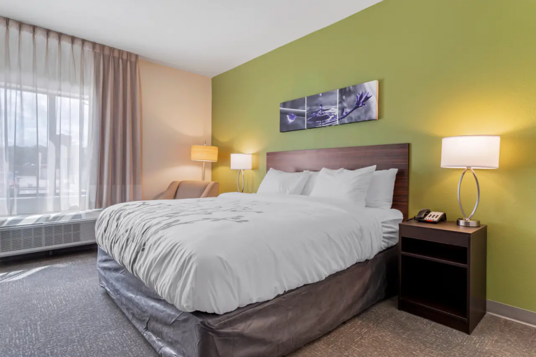 Sleep Inn & Suites Liberty TX 12/23