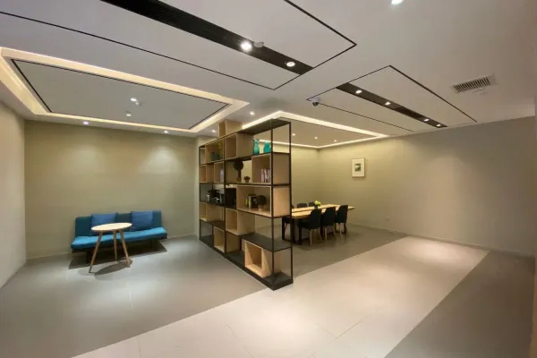 Home Inn Selected (Minlei Road Metro Station, Caolu, Shanghai) 3/15