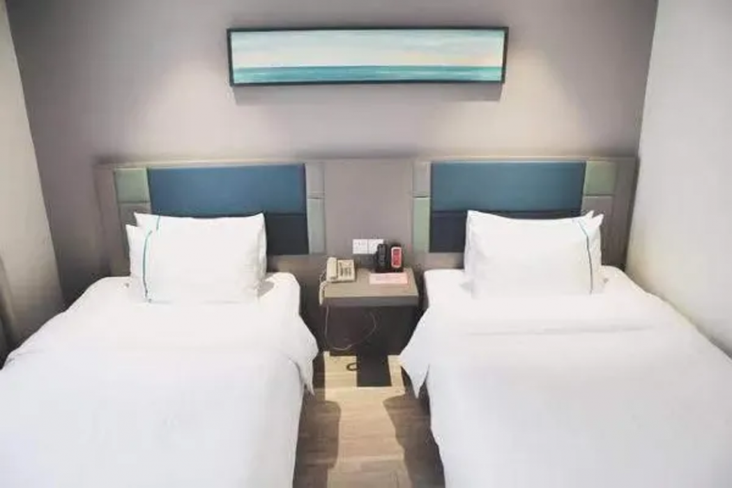 Home Inn Selected (Minlei Road Metro Station, Caolu, Shanghai) 5/15