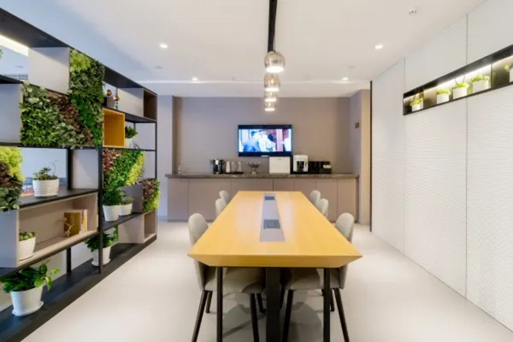 Home Inn Selected (Shanghai Hongqiao Gubei Yaohong Road Metro Station) 26/53