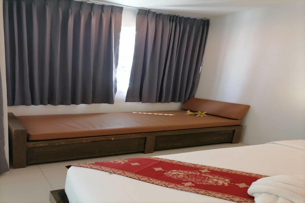 NJ PATONG HOTEL 9/53