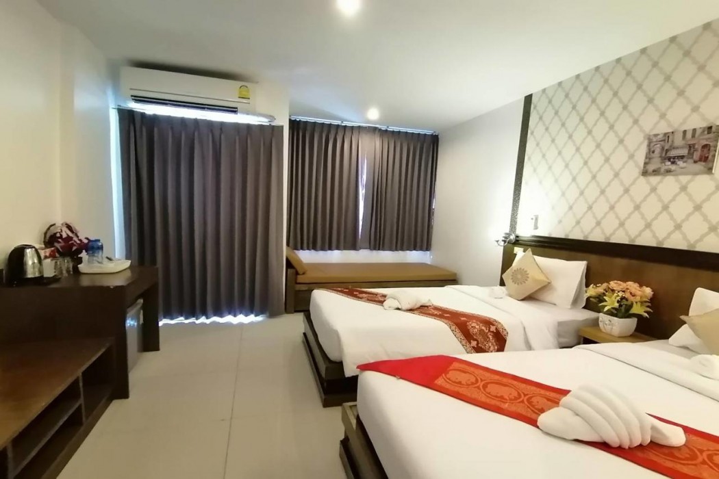 NJ PATONG HOTEL 7/53