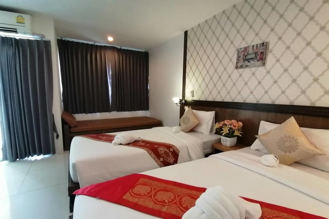 NJ PATONG HOTEL 11/53