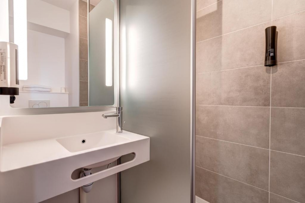 B&B HOTEL Besancon Valentin 14/23