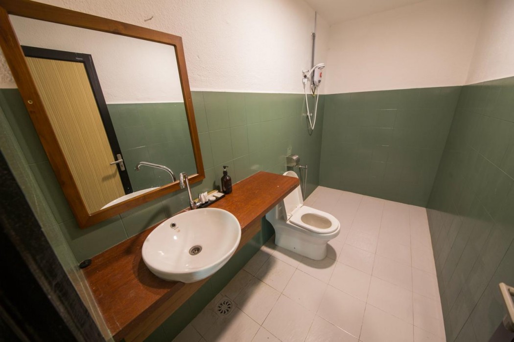 Room V @ Jalan Sultanah 12/36
