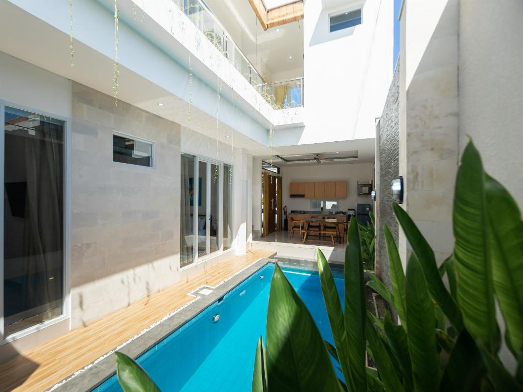 Villa Berlian 32/64